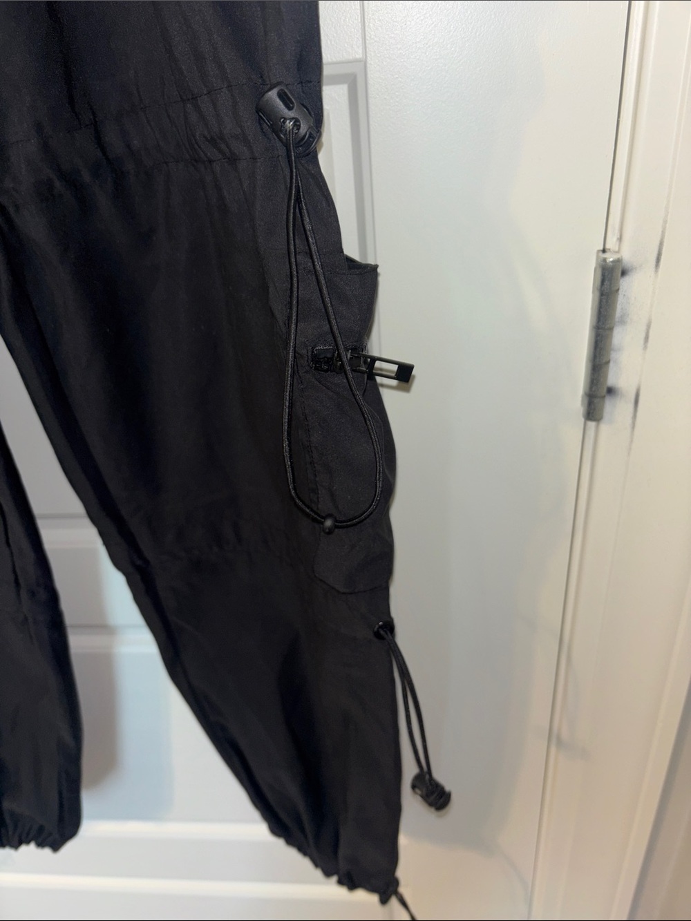 PrettyLittleThing Black Cargo Joggers - Picture 5 of 8
